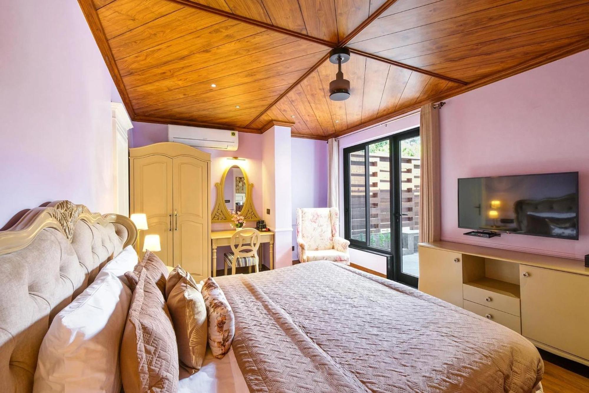 Villa Sierra Sky - Exquisite Elegant 4 Bedroom Villa デヘラードゥーン エクステリア 写真